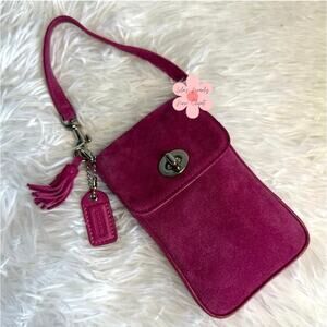 y2k COACH Vintage Pink Suede Turnlock Card Case / Holder Wristlet